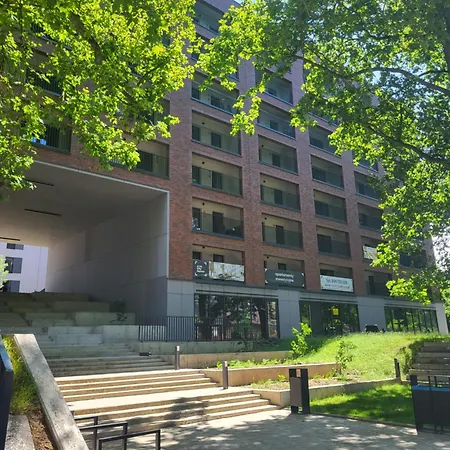 Апартаменты Apartwro 4th-city Square Railway Station Balcony, Garage, Bicycles *